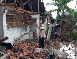 Angin Kencang Terjang Jalaksana, Satu Rumah Warga Rusak