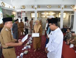 Pemkab Kuningan Apresiasi Guru Ngaji dan Imam Tajug Lewat Program Insentif Khusus