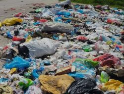 Atasi Masalah Sampah, Kuningan Dapat Bantuan 4 Dump Truck Dan 1 Unit Beko