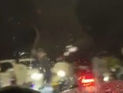 Viral di Medsos, Video Diduga Tawuran Geng Motor di Cilimus Kuningan Saat Hujan Deras