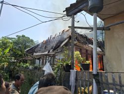 Rumah Lansia 95 Tahun di Selajambe Ludes Terbakar, Kerugian Mencapai Puluhan Juta