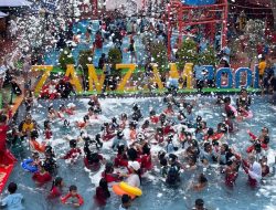 Zam Zam Pool Gratiskan Tiket Masuk untuk Pengunjung Lahir Bulan Juni, Siap Ramaikan Ulang Tahun ke-6