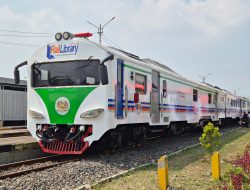 KAI Ajak Siswa Sekolah Belajar di Dalam Rail Library