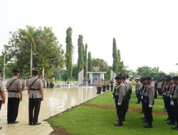 Ziarah dan Tabur Bunga di TMP Kesenden, Polres Cirebon Kota Hormati Jasa Pahlawan dalam Rangka HUT Bhayangkara ke-79