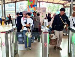 Terapkan Sistem FR di Stasiun Cirebonprujakan Permudah Penumpang Kereta Api Saat Boarding Gate