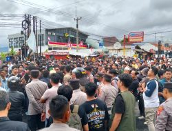 Mahasiswa Kuningan Geruduk Mapolres, Protes Refresifitas Aparat hingga Tewaskan Ojol