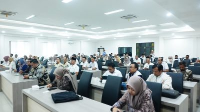 Bupati Indramayu Lucky Hakim Buka Sekolah Pasar Modal