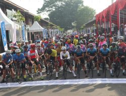 Pacu Adrenalin di Tour de Linggarjati 2025, Kuningan Mantapkan Diri Sebagai Destinasi Sport Tourism Unggulan