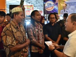 Kuningan Kucurkan Dana Stimulan untuk Ratusan PKL: Langkah Nyata Bangkitkan Ekonomi Rakyat