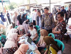 Kunjungi Wilayah Gantar, Bupati Lucky Hakim Perhatikan Daerah Perbatasan