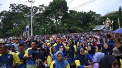 Ribuan Guru Kuningan Padati Jalan Sehat HUT PGRI, Bupati Umumkan Hadiah Umrah