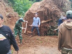 Jalan Lancar, Warga Senang: Babinsa Subang Sigap Bantu Atasi Rumpun Bambu