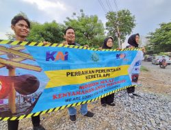 KAI Daop 3 Lakukan Perbaikan Geometri Jalur Kereta Api di Perlintasan Sebidang Jalan Slamet Riyadi Kota Cirebon