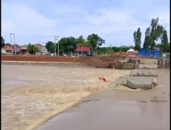 Susur Sungai Berujung Petaka, Dua Mahasiswa Polindra Hilang di Bendung Karet Bangkir