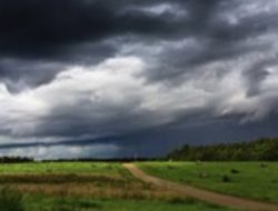 Waspada! BMKG Prediksi Puncak Musim Hujan Lebih Panjang, Siaga dari November hingga Februari