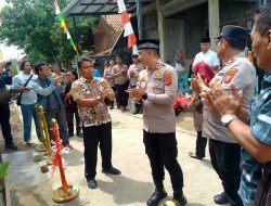 Wujudkan Lingkungan Aman, Kapolres Cirebon Kota Resmikan Pos Kamling di Pegagan Kidul