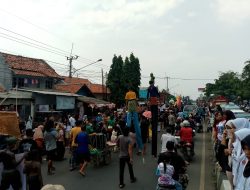 Ratusan Warga Gelar Peringatan Sedekah Bumi dan Nadran Pesta Laut