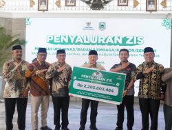 BAZNAS Kuningan Suntikkan Rp 2,2 Miliar Lewat UPZ, Dinobatkan Bupati Sebagai “Tangan Kiri” Pemda