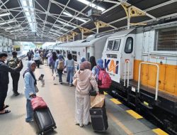 KAI Daop 3 Cirebon Catat Tingginya Kedatangan Pelanggan Menggunakan KA pada 10 Hari Angkutan Nataru 2025/2026