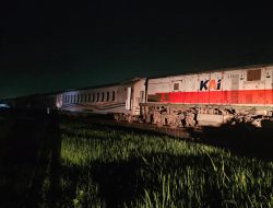 KAI Daop 3 Cirebon Menyampaikan Permohonan Maaf Atas Gangguan Perjalanan KA Menoreh