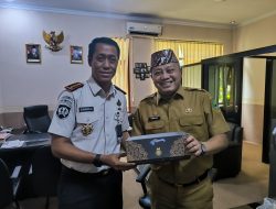 Lapas Kuningan dan Dinas Tenaga Kerja Sinergi, Produk Peci Peupeujeuh Warga Binaan Diharapkan Jadi UMKM Unggulan