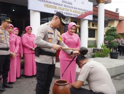 Upacara Korps Raport Kenaikan Pangkat, Kapolres Cirebon Kota Tekankan Tanggung Jawab dan Integritas Personel