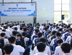 Sertai TNI AD! Ratusan Siswa SMK Pertiwi Kuningan Ikuti Sosialisasi Penerimaan Prajurit Tahun 2026