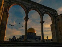 Mengapa Solusi Islam Semakin Diperlukan