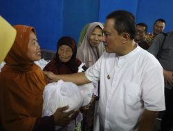 Tekan Harga Jelang Lebaran, Pemkab Kuningan Salurkan 2.124 Paket Sembako Subsidi Rp50 Ribu
