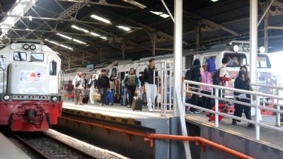 Hari ke-4 Masa Angkutan Lebaran, KAI Daop 3 Cirebon Telah Menjual Tiket Sebanyak 52.815 Tiket KA