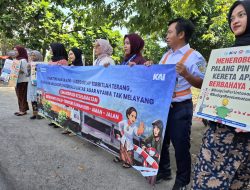 Semangat Kartini dan Patriotisme Keselamatan: KAI Daop 3 Cirebon Gelar Sosialisasi Anti Pelecehan Seksual dan Disiplin di Perlintasan Sebidang
