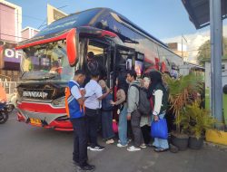 KAI Daop 3 Cirebon Sampaikan Permohonan Maaf Atas Imbas Gangguan Operasional KA Bangunkarta di Emplasemen Stasiun Bumiayu