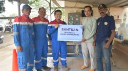 Salurkan Bantuan Betonisasi Jalan, Pertamina Patra Niaga Kilang Balongan Wujudkan Harapan Masyarakat Kiarasari Subang