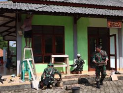 TNI AD dan Warga Bersinergi, Renovasi Masjid Al-Barokah Jadi Sasaran Karya Bakti