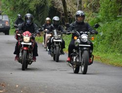 Riding Puluhan Kilometer, Fungsi Produksi 1 Pertamina Patra Niaga Kilang Balongan Salurkan Santunan Rp10 Juta