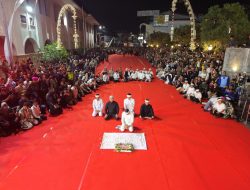 Kirab Mahkota Binokasih Teguhkan Cirebon sebagai Kota Budaya dan Pluralisme