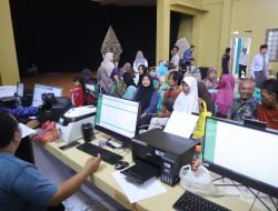 Pangkas Jarak dan Biaya, Warga Garawangi Puas dengan Kemudahan Layanan SIPP