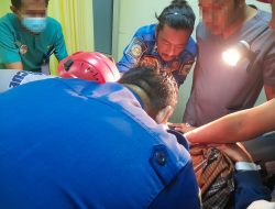 Alat Kelamin Terjepit Botol, Tim Rescue Damkar Kuningan Lakukan Penyelamatan