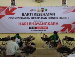 Wujud Kepedulian Polri: Bakti Kesehatan dan Donor Darah Warnai Peringatan Hari Bhayangkara di Kuningan