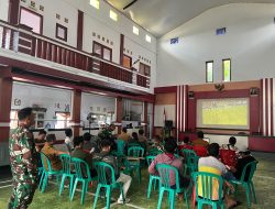 Nobar Piala Dunia 2026, Babinsa dan Warga Mancagar Pererat Kemanunggalan TNI-Rakyat
