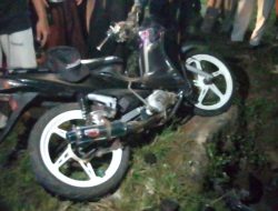 Tabrakan Maut di Jalan Raya Kalimanggis, Pengendara Motor Tanpa Plat Nomor Tewas
