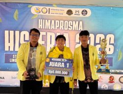 Harumkan Nama Daerah, Tiga Mahasiswa Manajemen Uniku Bawa Pulang Piala Bergilir Bupati Garut