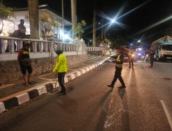 Tabrak Truk di Jalan Raya Siliwangi, Pengendara Motor Dilarikan ke RSUD 45 Kuningan