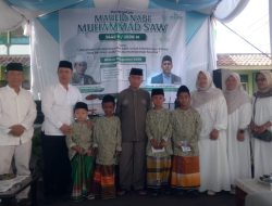 Meneladani  Akhlak  Rasulullah,  Warga  Cirendang  Rayakan  Maulid  Nabi  Penuh  Kebersamaan  dan  Kebaikan