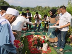 Dari Winduhaji sampai Astana Gede, 4 Tim Jelajahi Makam Leluhur dan Mantan Pemimpin Kuningan