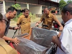 Presiden Prabowo Beri 300 Becak Listrik untuk Pengayuh Lansia di Majalengka