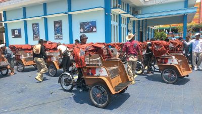 Ringankan Beban Pengayuh Lansia, 300 Becak Listrik Bantuan Presiden Prabowo Hadir di Majalengka