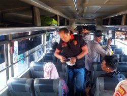 Langkah Preventif Polres Kuningan, Bagikan Masker, Kurangi Aktivitas Luar, dan Jangan Sebar Info Belum Terverifikasi