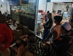 Razia Malam Akhir Pekan, Satresnarkoba Polres Kuningan Sita 1.708 Botol Miras