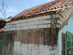Duka di Desa Buniasih: Dua Rumah Rusak Berat Akibat Angin Puting Beliung, Pemerintah Siap Tangani